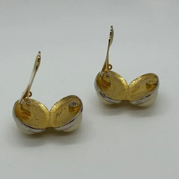 Vintage Gold Tone Double Faux Pearl Clip-On Earrings Retro 80s Statement Cabocho - Picture 12 of 13